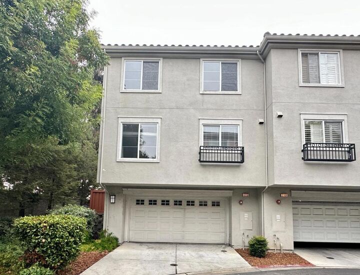 Property Photo:  223 Vista Roma Way  CA 95136 