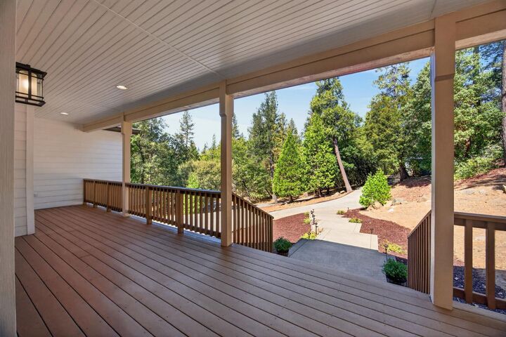 Property Photo: 6141 Keeble Lane CA 95709