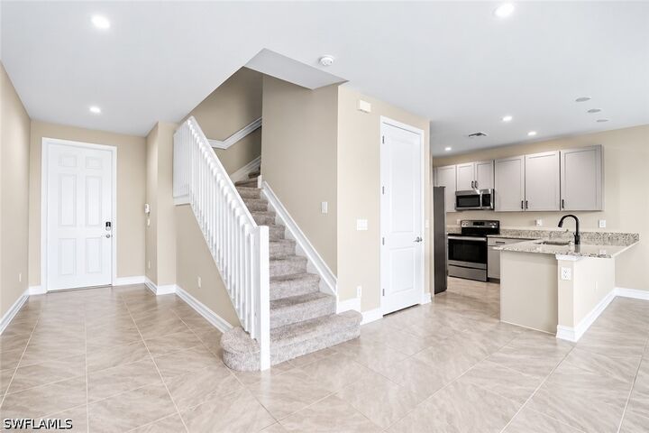 Property Photo:  7524 Morgan Way  FL 34119 