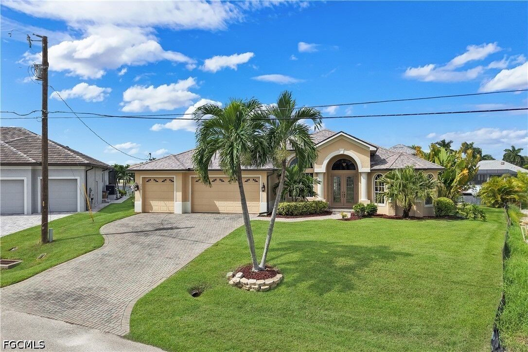 Property Photo: 2215 SW 45th Terrace FL 33914