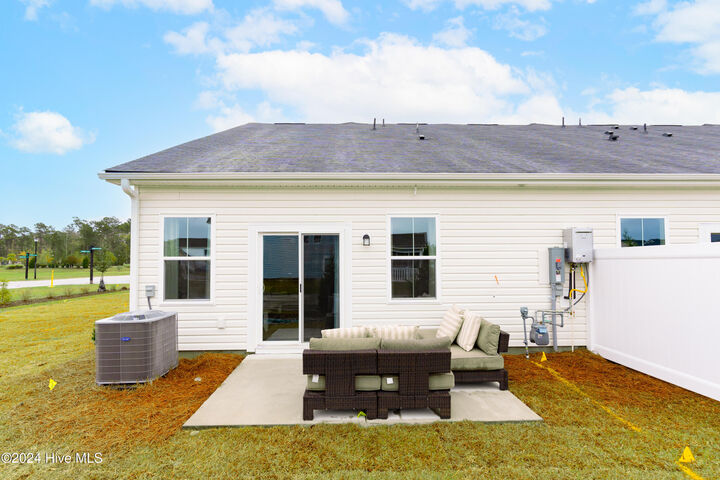 Property Photo:  2187 NW Wild Indigo Circle End Unit W 67  NC 28467 