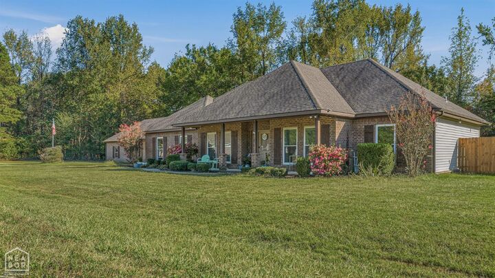 Property Photo:  52 County Road 7890  AR 72405 