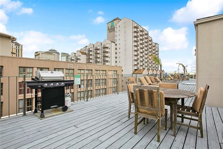 Property Photo:  330 Julia Street 223  LA 70130 