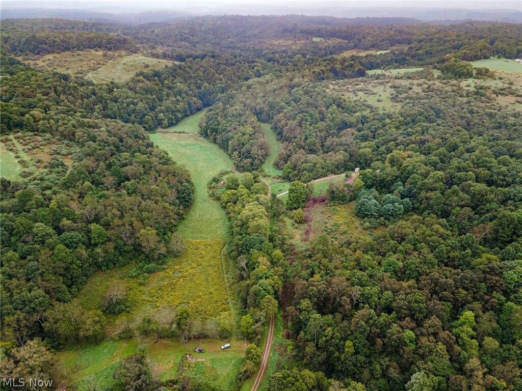 Property Photo: 45035 Township Road 1232 OH 43844