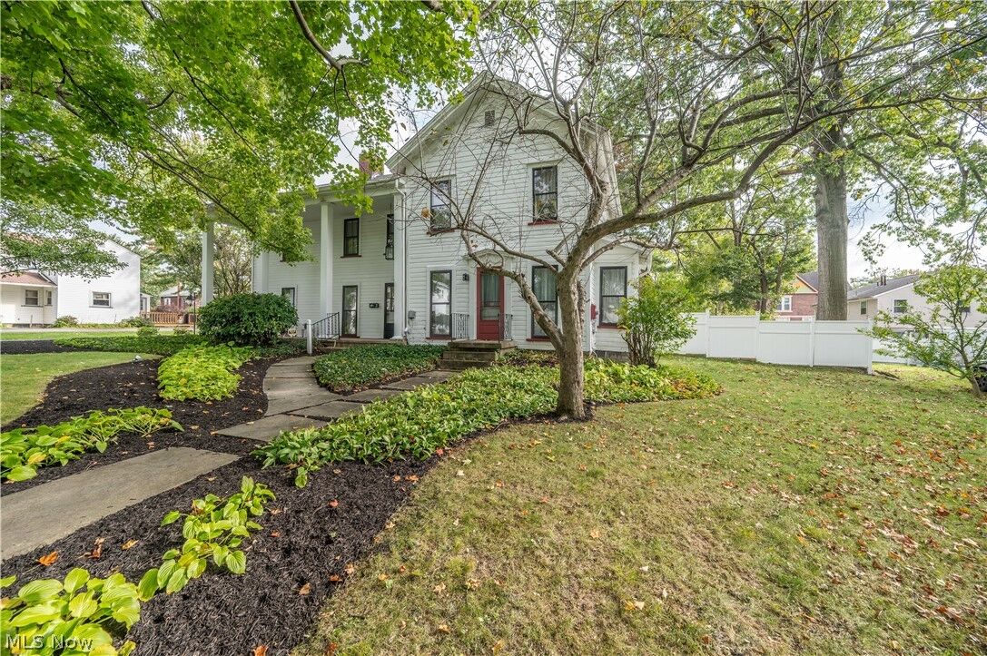 Property Photo:  137 Market Street  OH 44410 