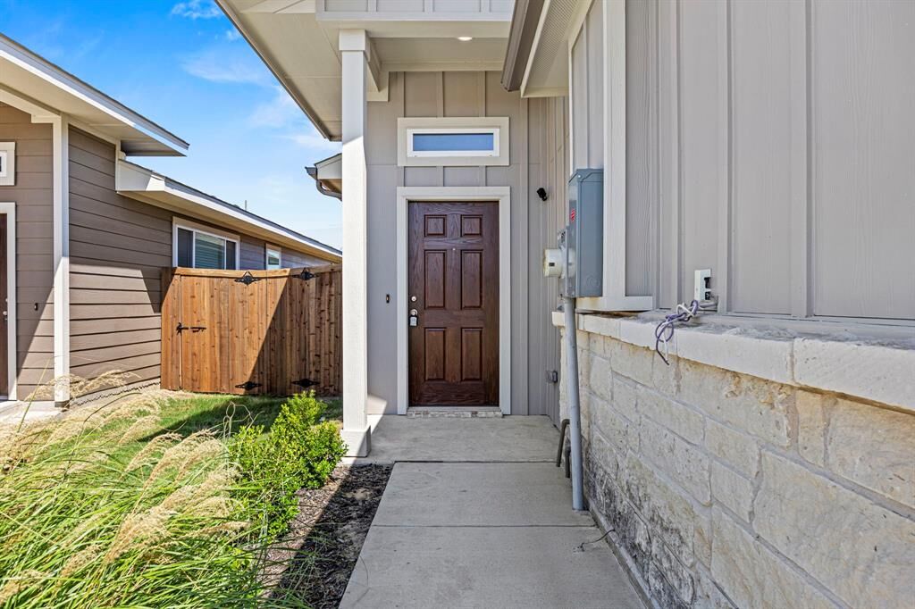 Property Photo:  617 Blackland Drive  TX 76084 