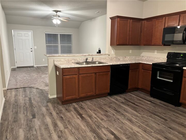 Property Photo:  705 NW 71st Avenue  AR 72713 