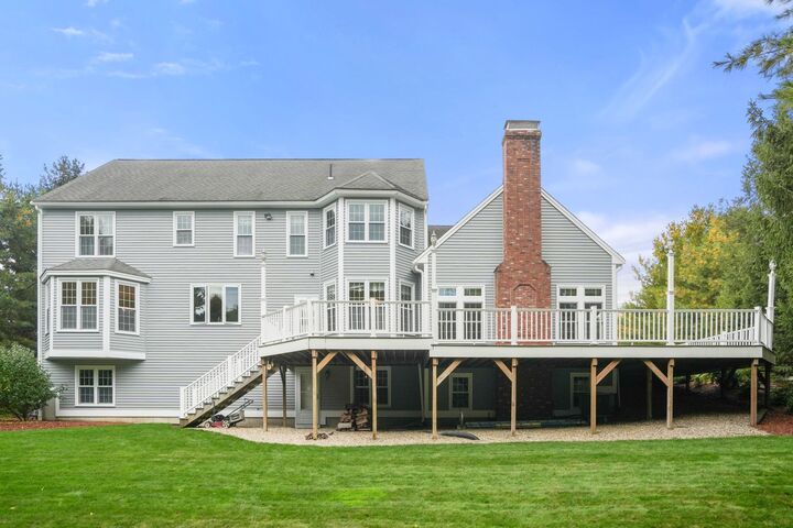 Property Photo:  9 Fieldstone Dr  MA 01545 