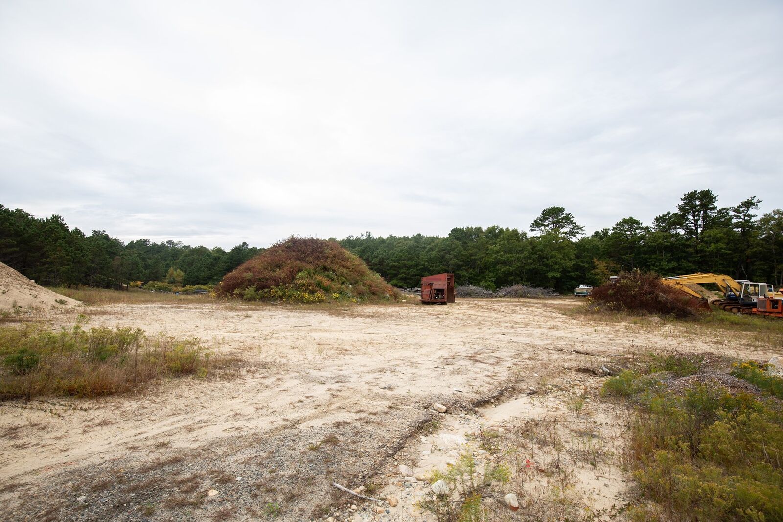 Property Photo: 80 Seabiscuit Dr MA 02360