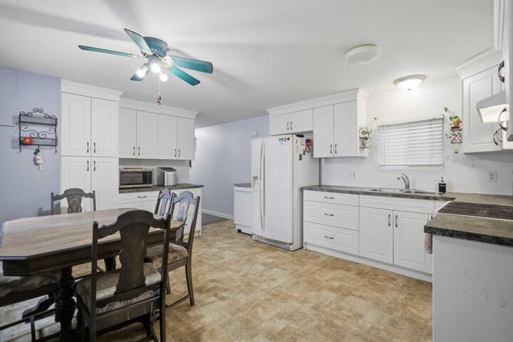 Property Photo:  4922 Womacks Road NW 33  AB T0M 0J0 