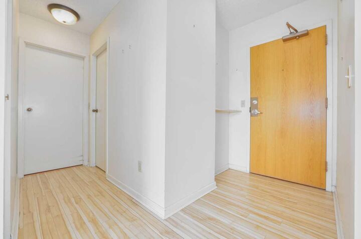 Property Photo:  80 Point McKay Crescent NW 208  AB T3B 4W4 