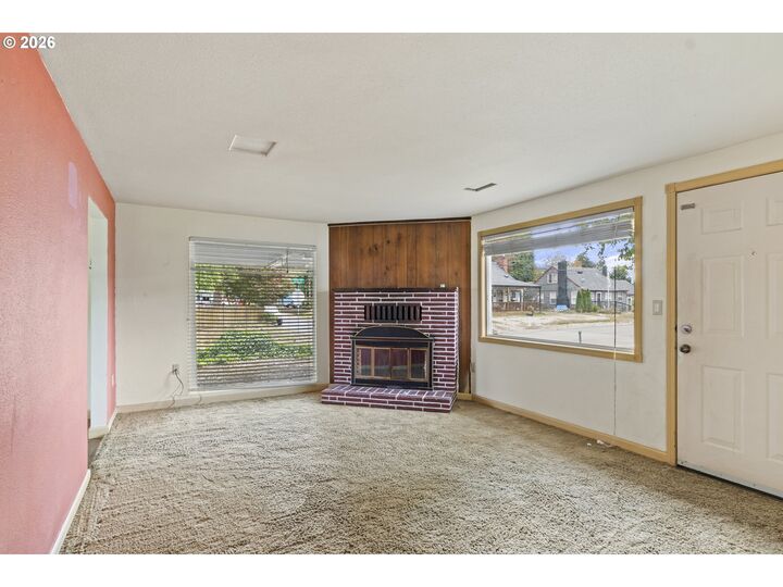 Property Photo:  973 I St  WA 98671 