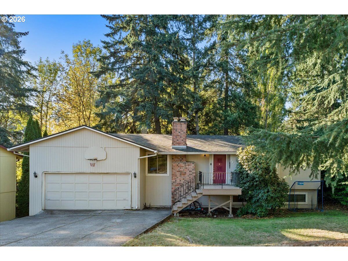 Property Photo: 18040 SW Salix Ridge St OR 97006
