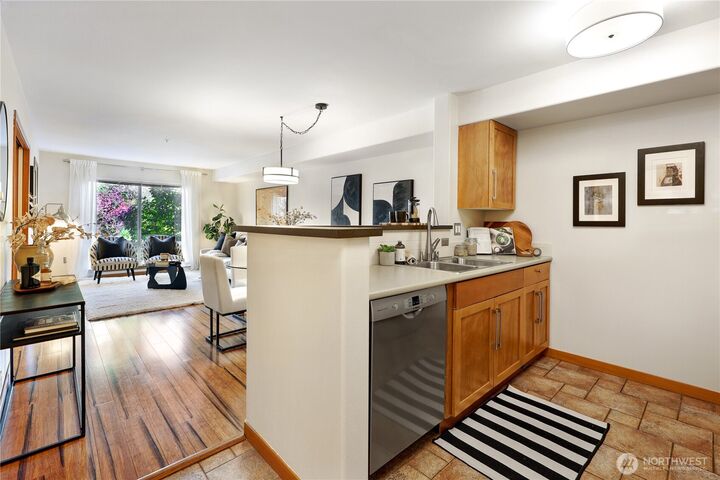 Property Photo: 3015 SW Avalon Way 204 WA 98126