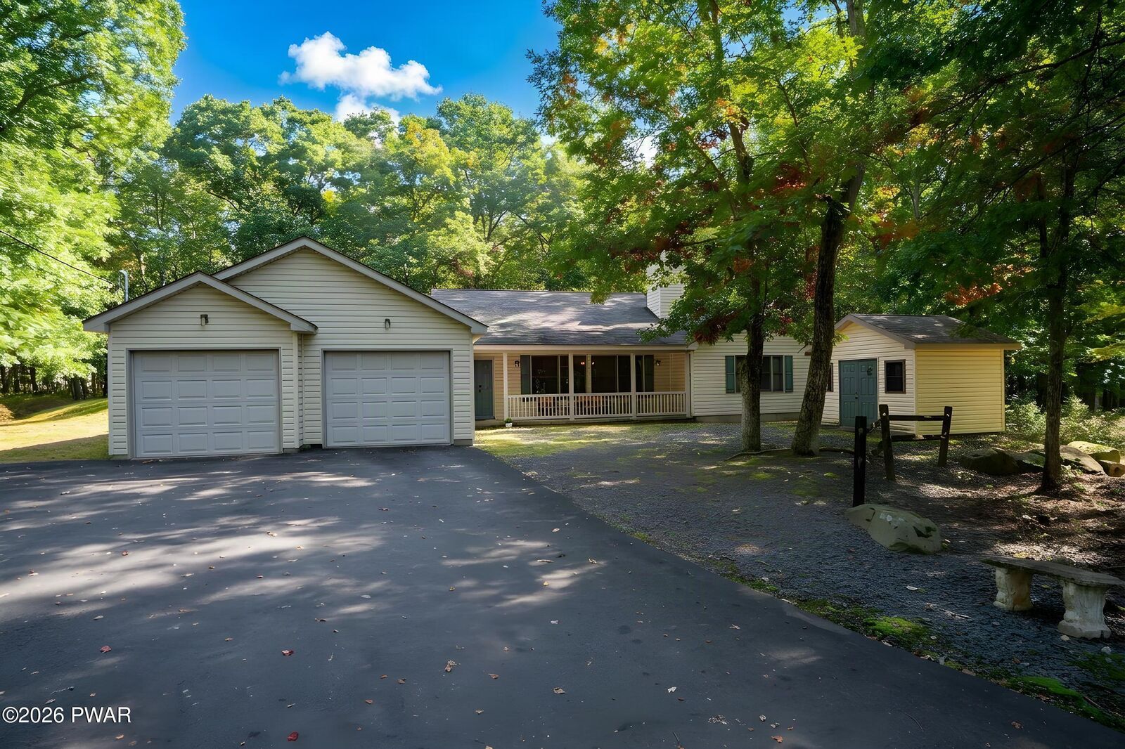 Property Photo:  803 Jefferson Court  PA 18328 