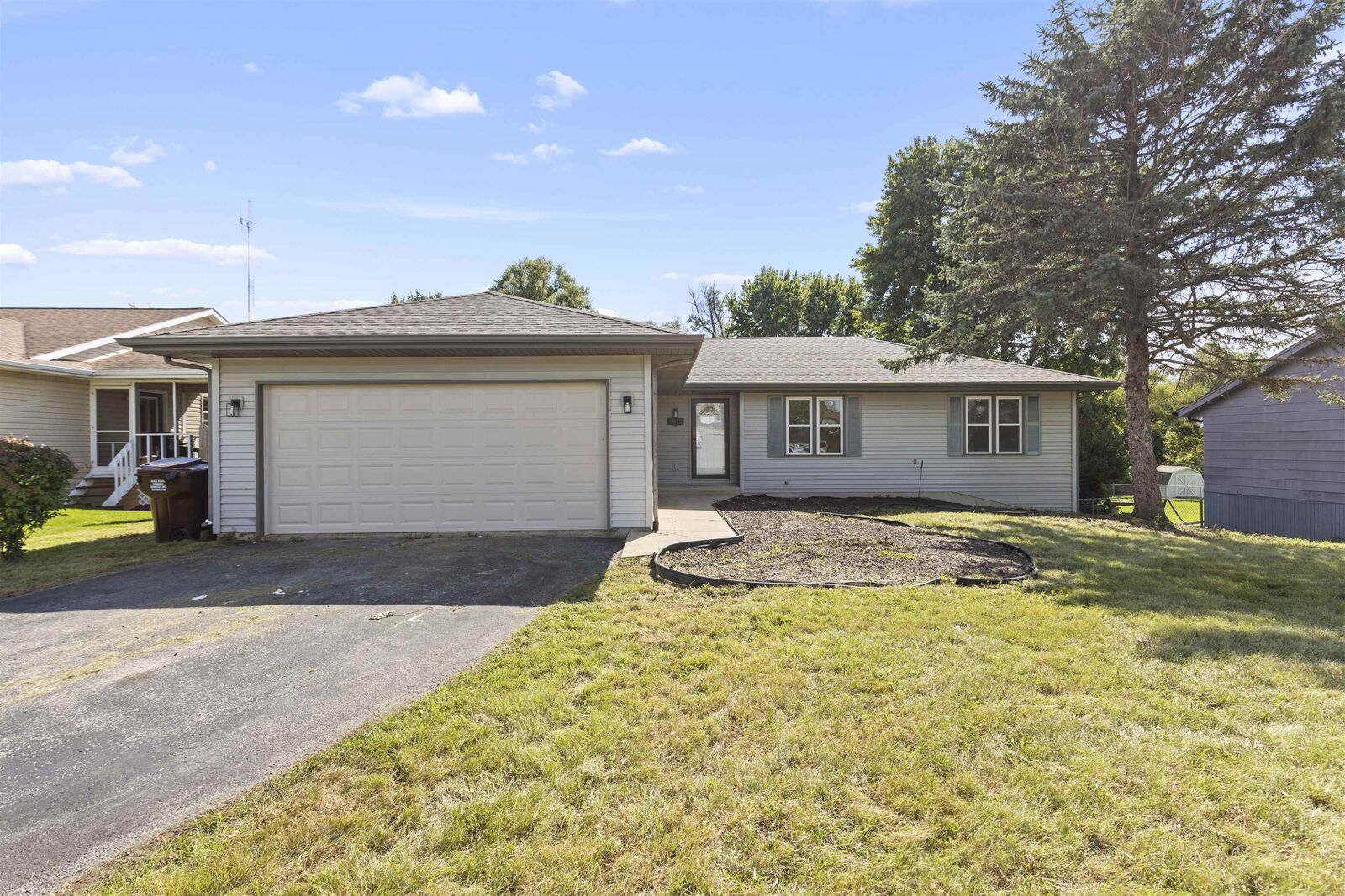 Property Photo:  6043 Windsor Road  IL 61111 