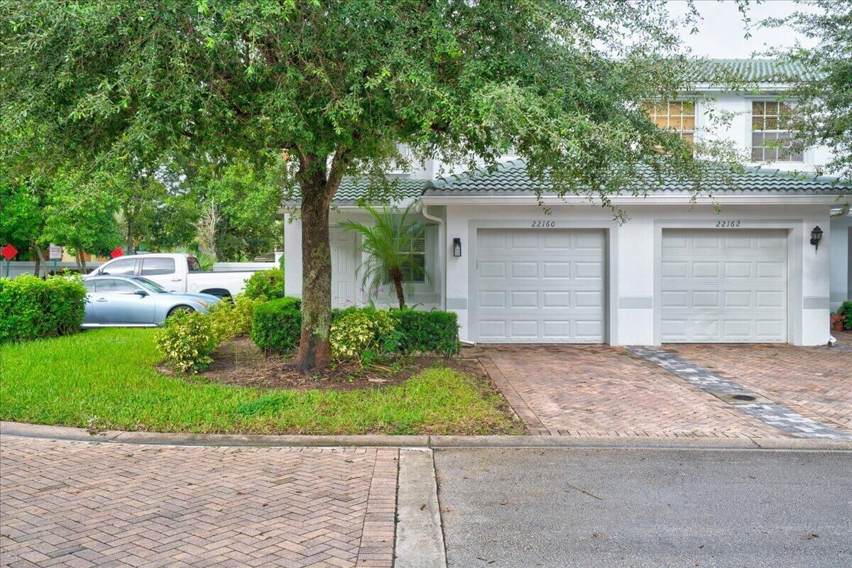 Property Photo:  22160 Majestic Woods Way  FL 33428 
