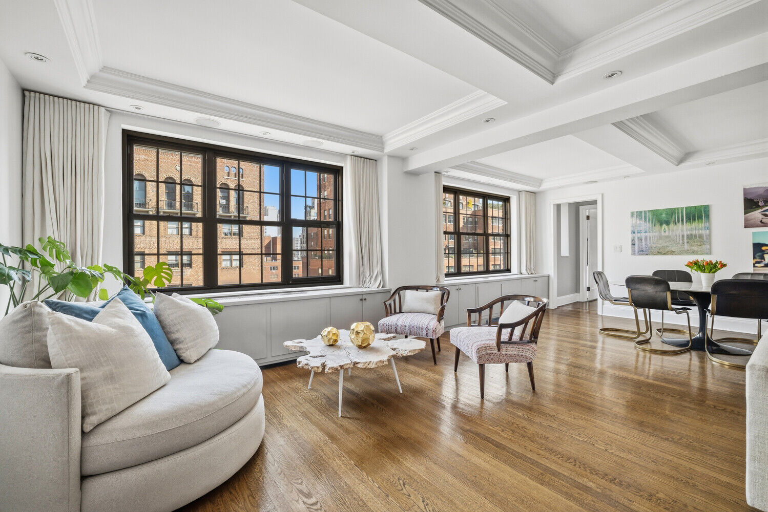 Property Photo: 240 E 79th Street 14ab NY 10075
