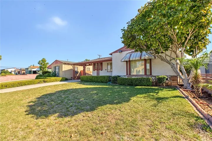 Property Photo: 1438 W 94th Street CA 90047