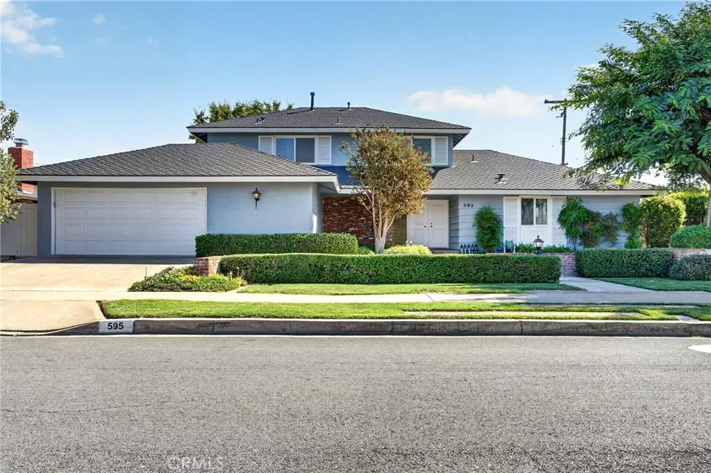 Property Photo: 595 S Dunas CA 92869