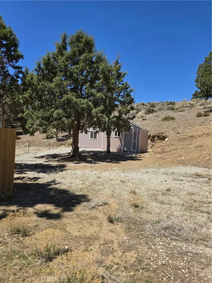 Property Photo: 46247 Serpentine CA 92314