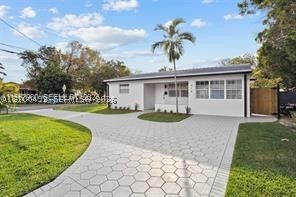 Property Photo:  916 SW 7th Ave  FL 33009 