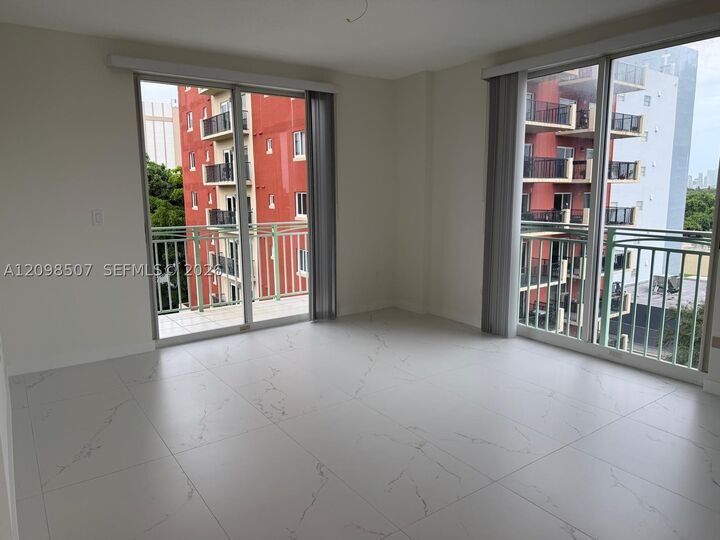 Property Photo:  3500 Coral Way 614  FL 33145 