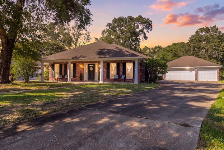 Property Photo: 12710 Koawood Lane TX 77713