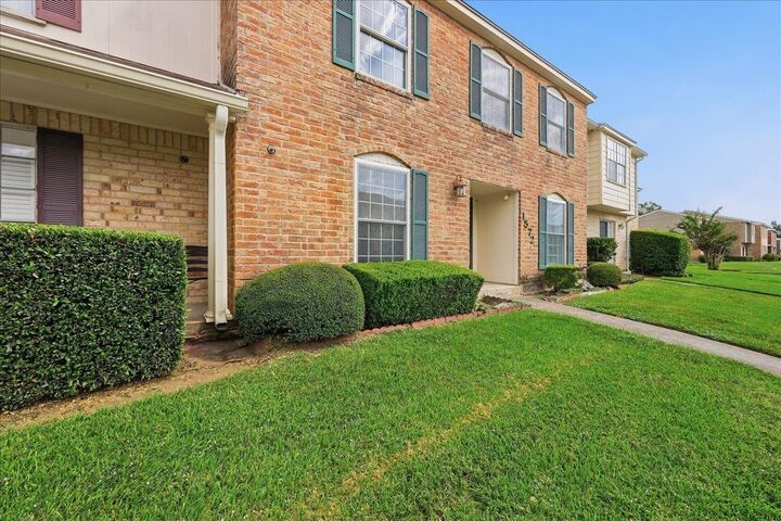 Property Photo:  1572 Marshall Wood  TX 77706 