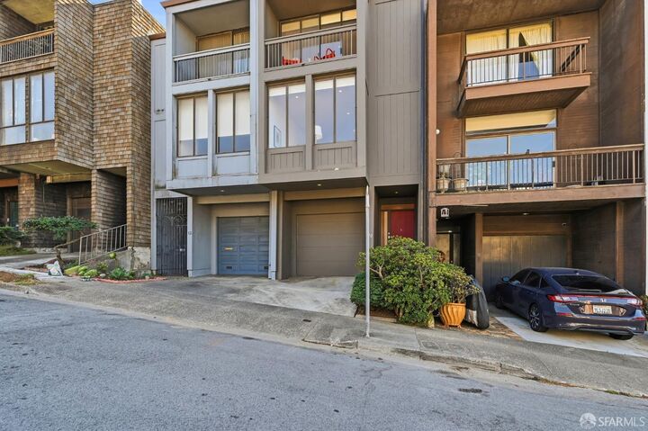 Property Photo:  10 Topaz Way  CA 94131 
