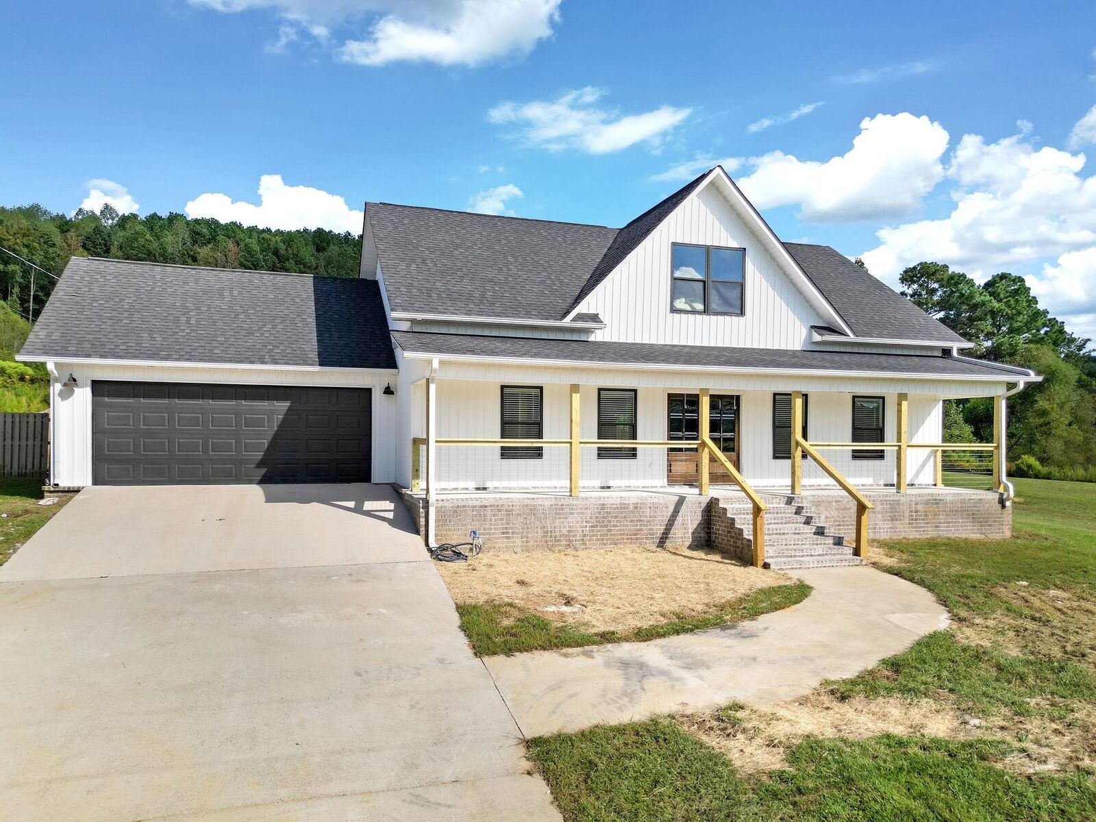Property Photo:  330 Co Rd 1162  AL 35057 