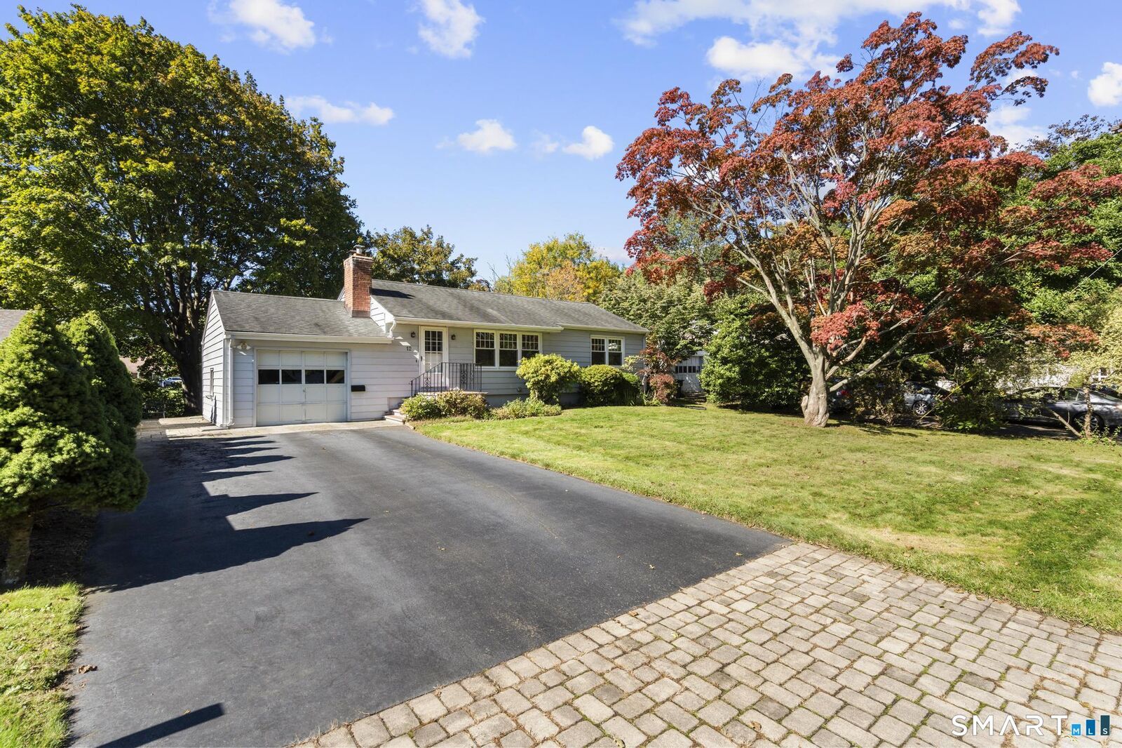 Property Photo: 12 Palmer Woods Circle CT 06405