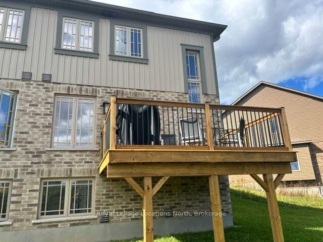 Property Photo:  20 Foley Crescent  ON L9Y 3B7 