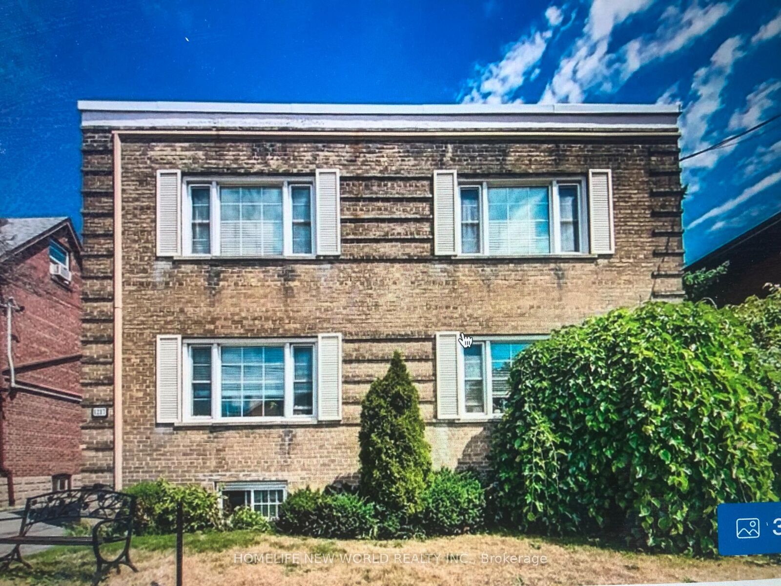 Property Photo:  1217 Avenue Road 4  ON M5N 2G5 