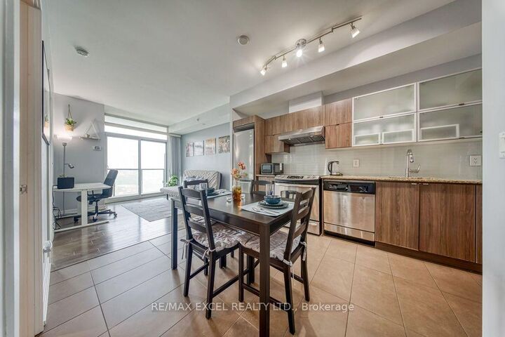 Property Photo:  170 Fort York Boulevard 1301  ON M5V 0E6 