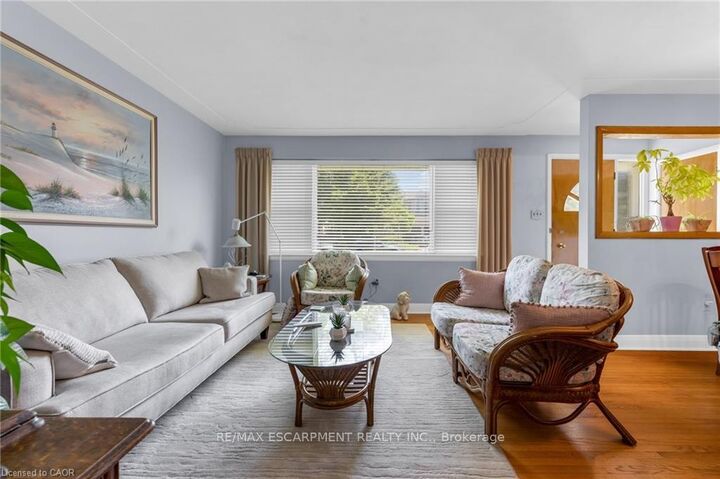 Property Photo:  236 Pine Cove Road  ON L7N 1W2 