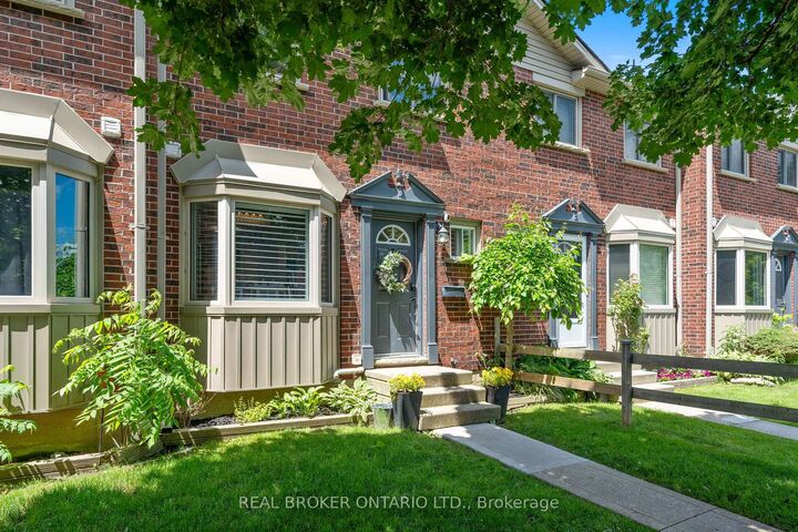 Property Photo:  149 Brantwood Park Road  ON N3P 1X9 