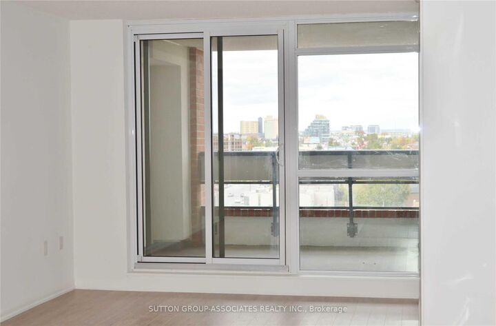 Property Photo:  830 Lawrence Avenue W 714  ON M6A 1C3 