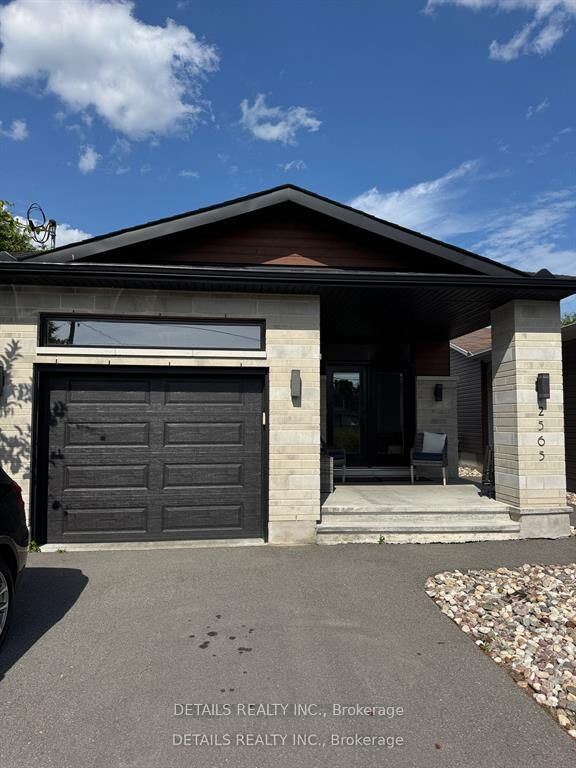 Property Photo:  2565A Page Road A - Upper Unit  ON K1W 1E5 