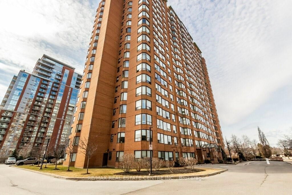 Property Photo:  1270 Maple Crossing Blvd Boulevard 502  ON L7S 2J3 