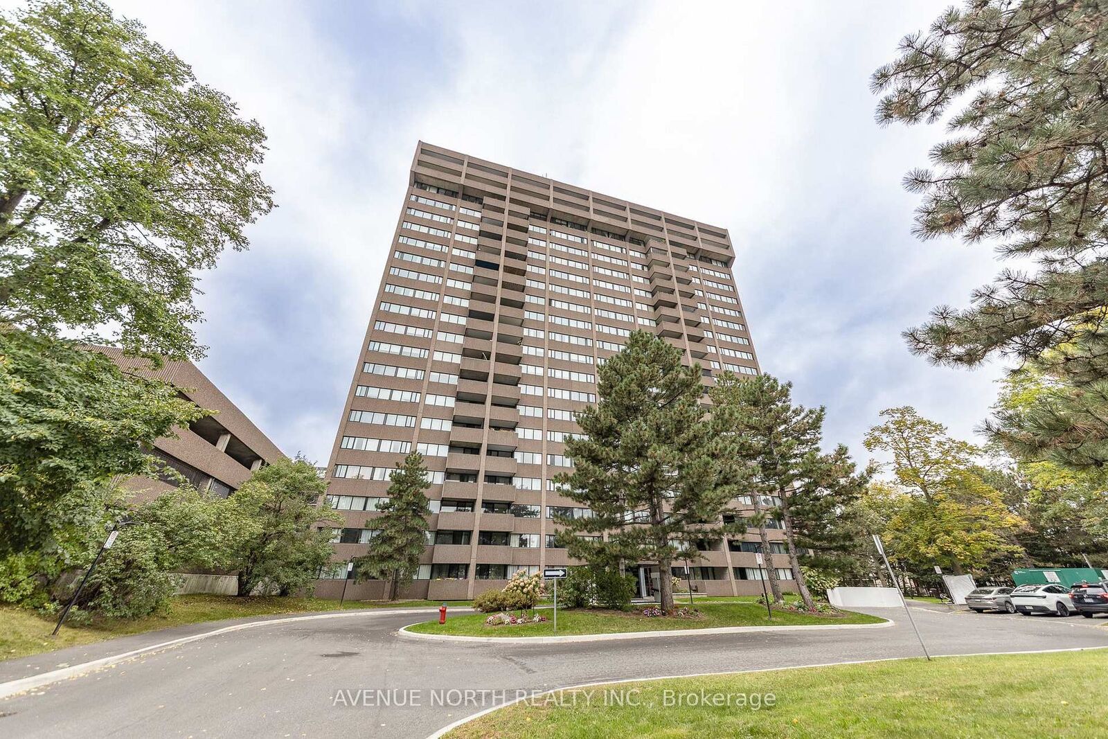 Property Photo:  3360 Southgate Road 707  ON K1V 9A6 