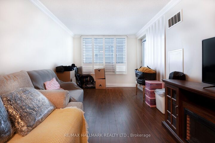 Property Photo:  62 Suncrest Boulevard 316  ON L3T 7Y6 