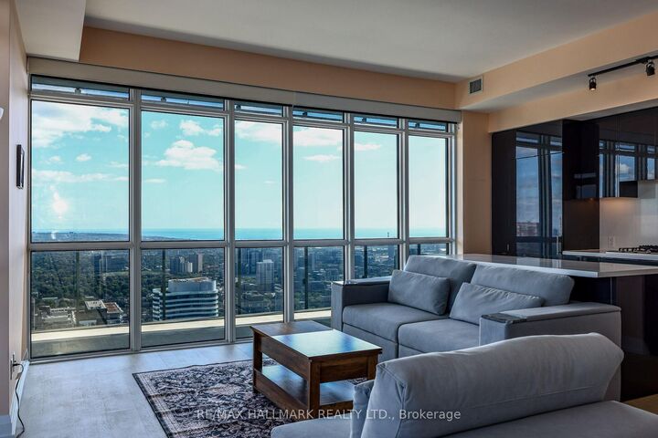 Property Photo:  7 Grenville Street 6005  ON M4Y 0E9 