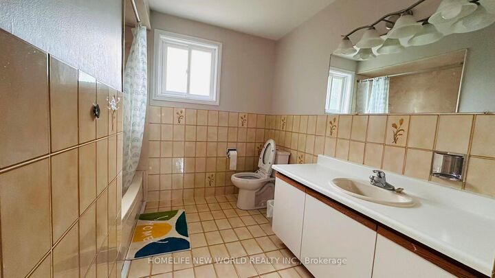 Property Photo: 51 Park Lane Circle ON L4C 6S8
