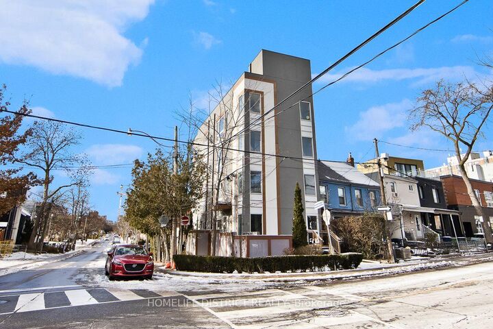 Property Photo:  243 Niagara Street 200  ON M6J 2L7 