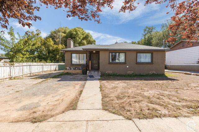 Property Photo: 325 W 100 S UT 84701