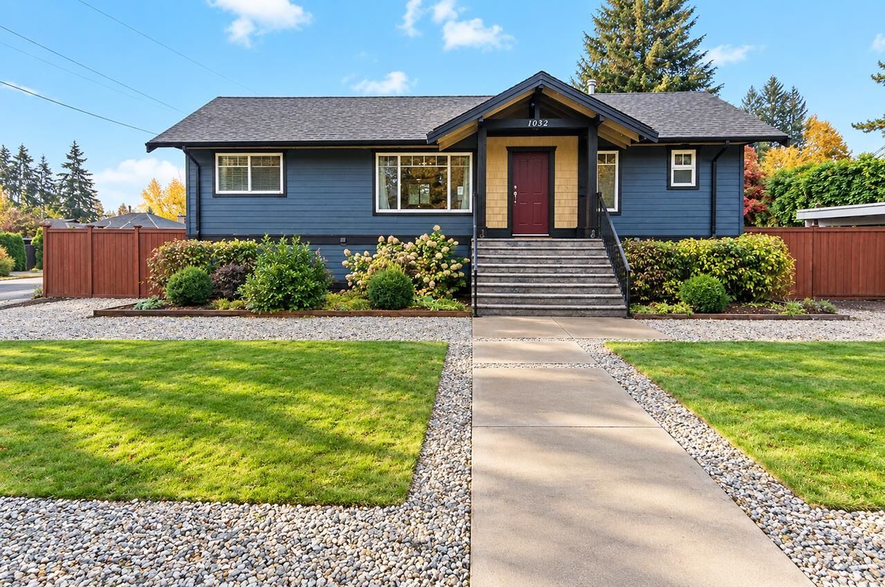 Property Photo:  1032 Glenayre Drive  BC V3H 1J6 