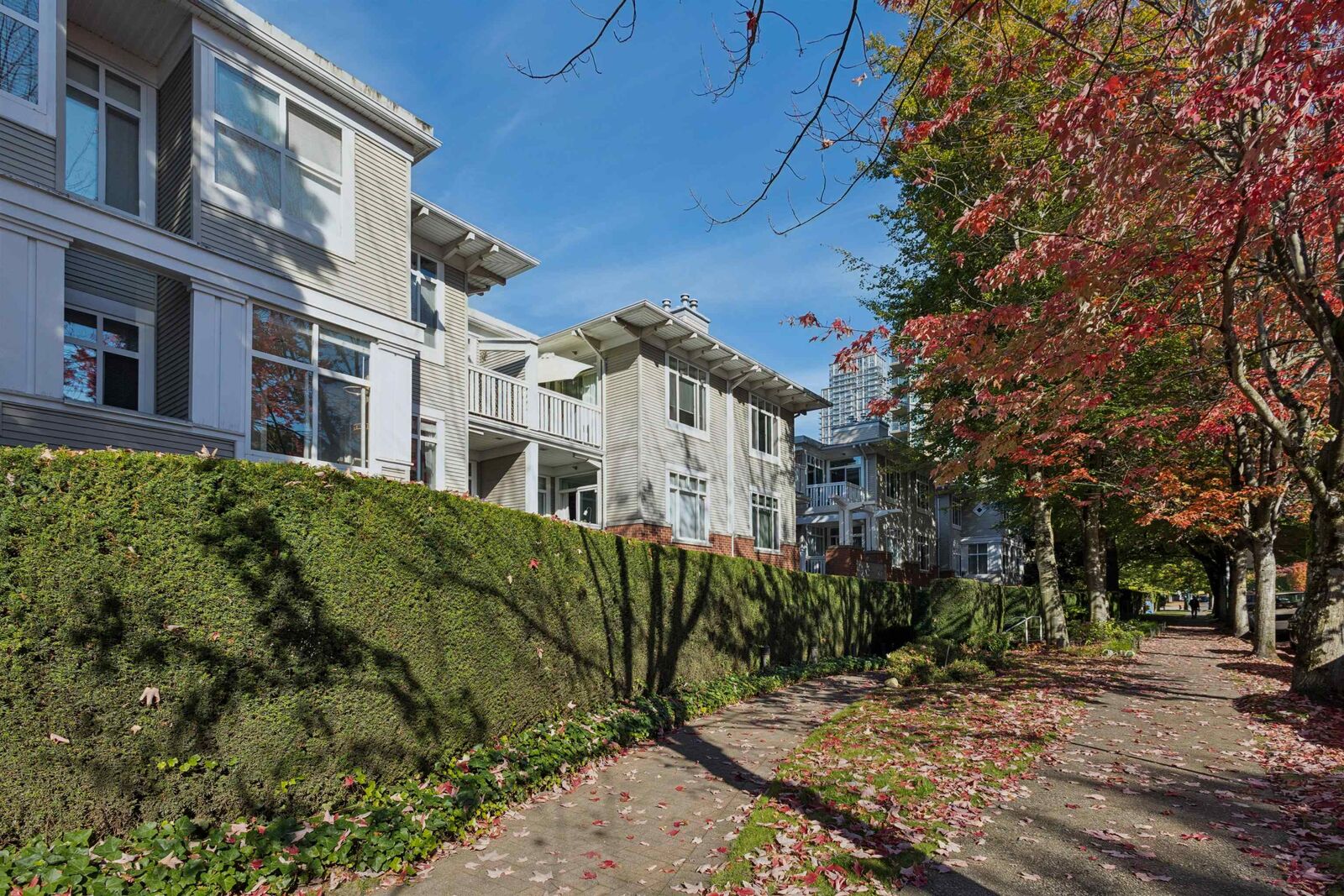 Property Photo:  1675 W 10th Avenue 101  BC V6J 2A2 