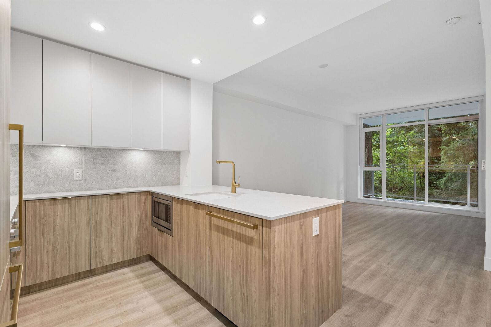 Property Photo:  2375 Emery Court 208  BC V7J 0E8 