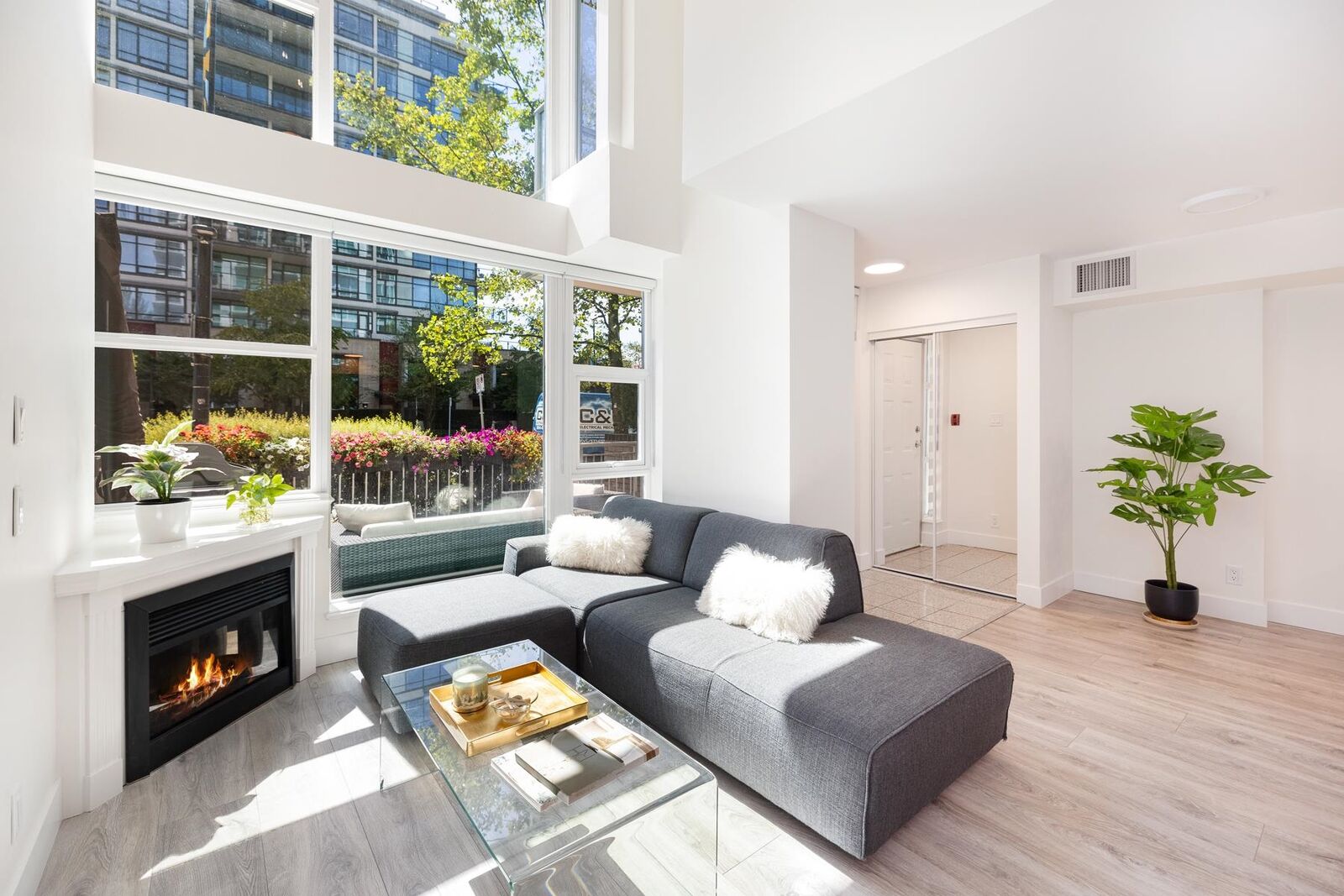 Property Photo:  168 E Esplanade Avenue Th8  BC V7L 4X8 